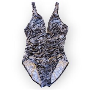 Miraclesuit one-piece slimming Shirred swimsuit Black Gray Leopard Animal Print